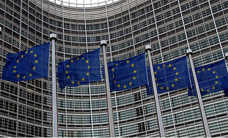 UE no ve posibilidad de continuar negociado con EEUU en materia de libre comercio